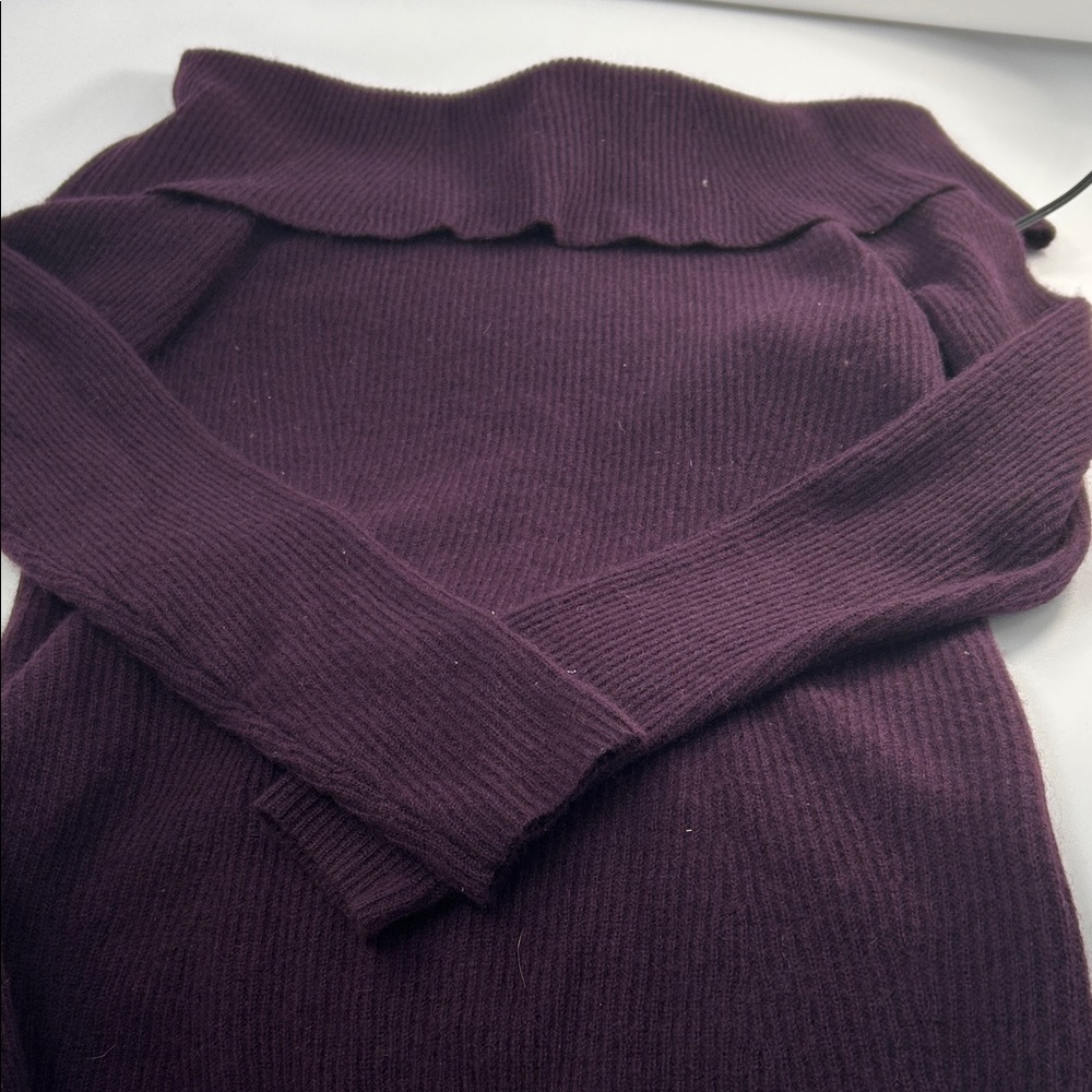 Bloomingdale's Off-the-Shoulder Plum Sweater cashmere - Picture 4 of 16